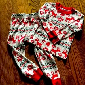 Hanna Andersson dear deer pajamas size 90 or 3